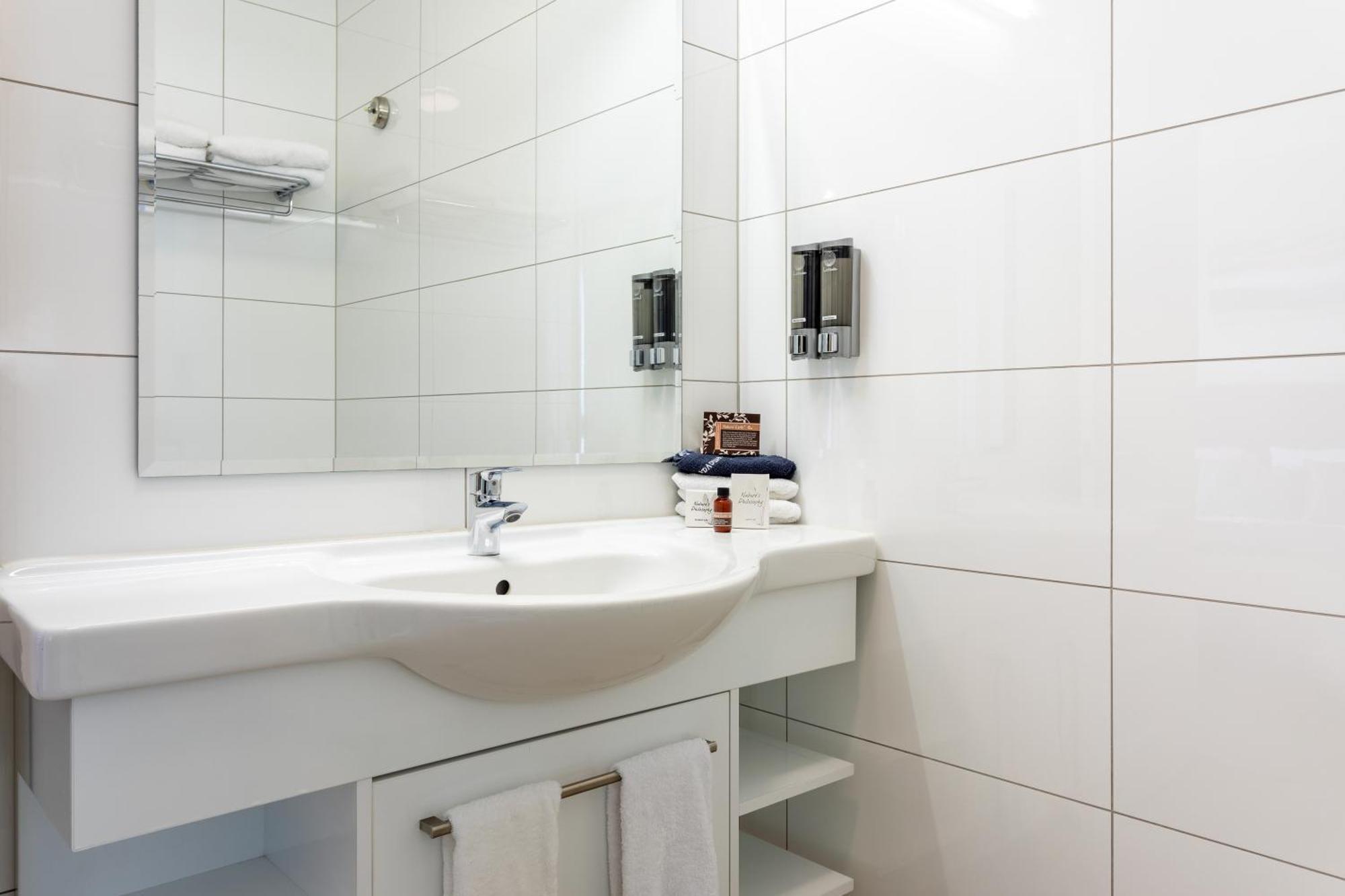 Tuakau Hotel Eksteriør billede