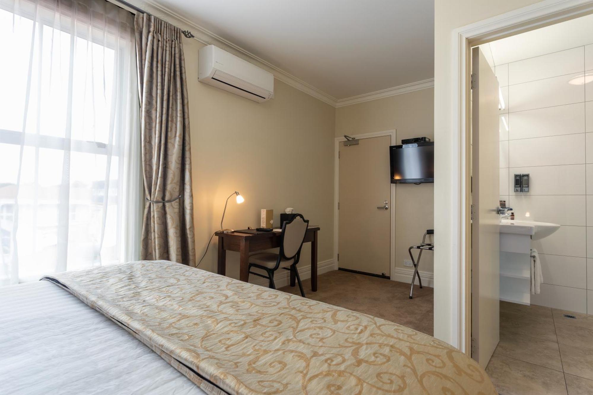Tuakau Hotel Eksteriør billede