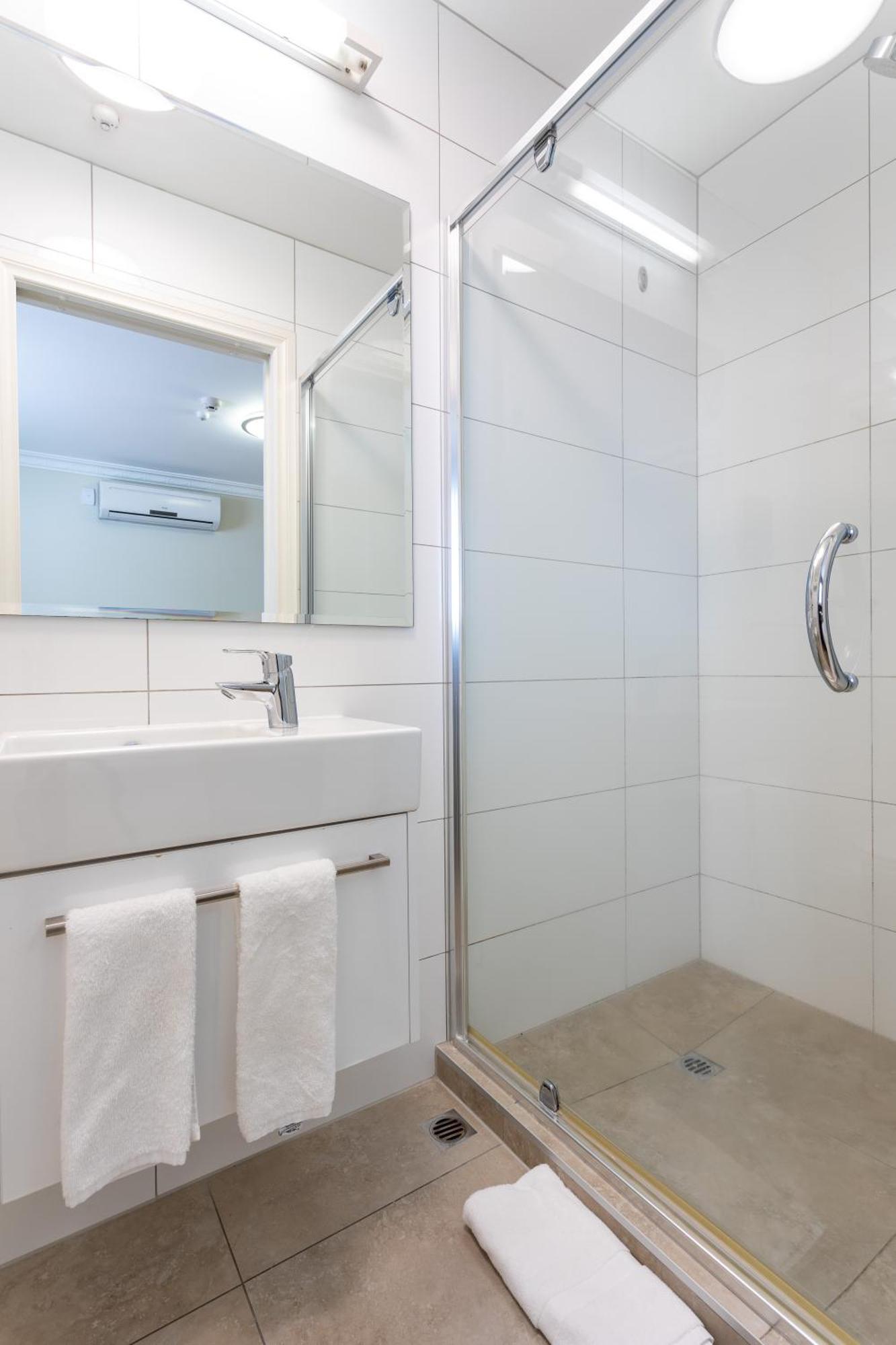 Tuakau Hotel Eksteriør billede