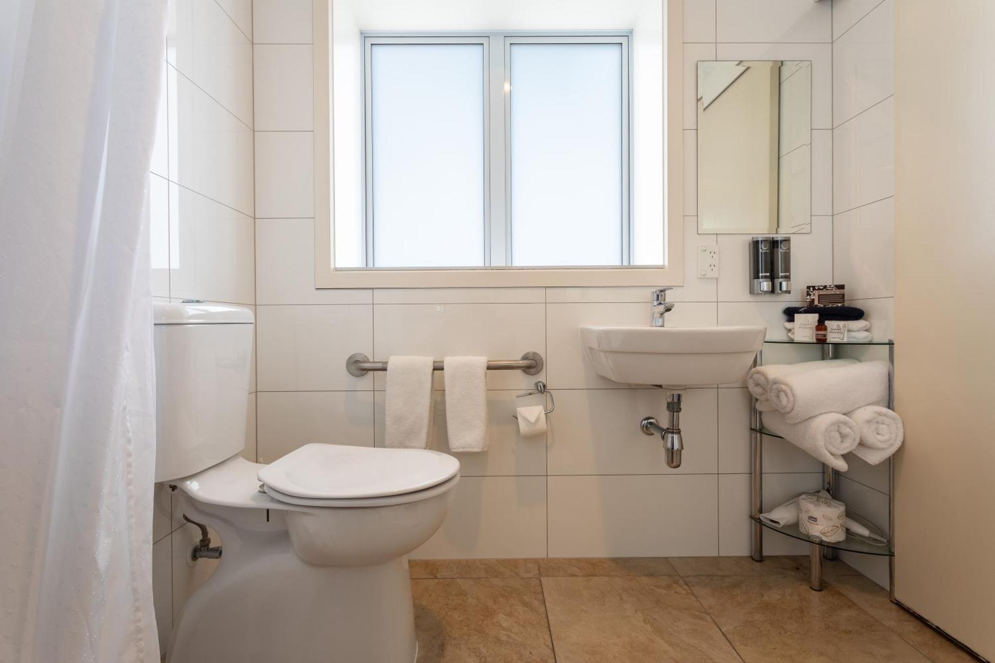 Tuakau Hotel Eksteriør billede
