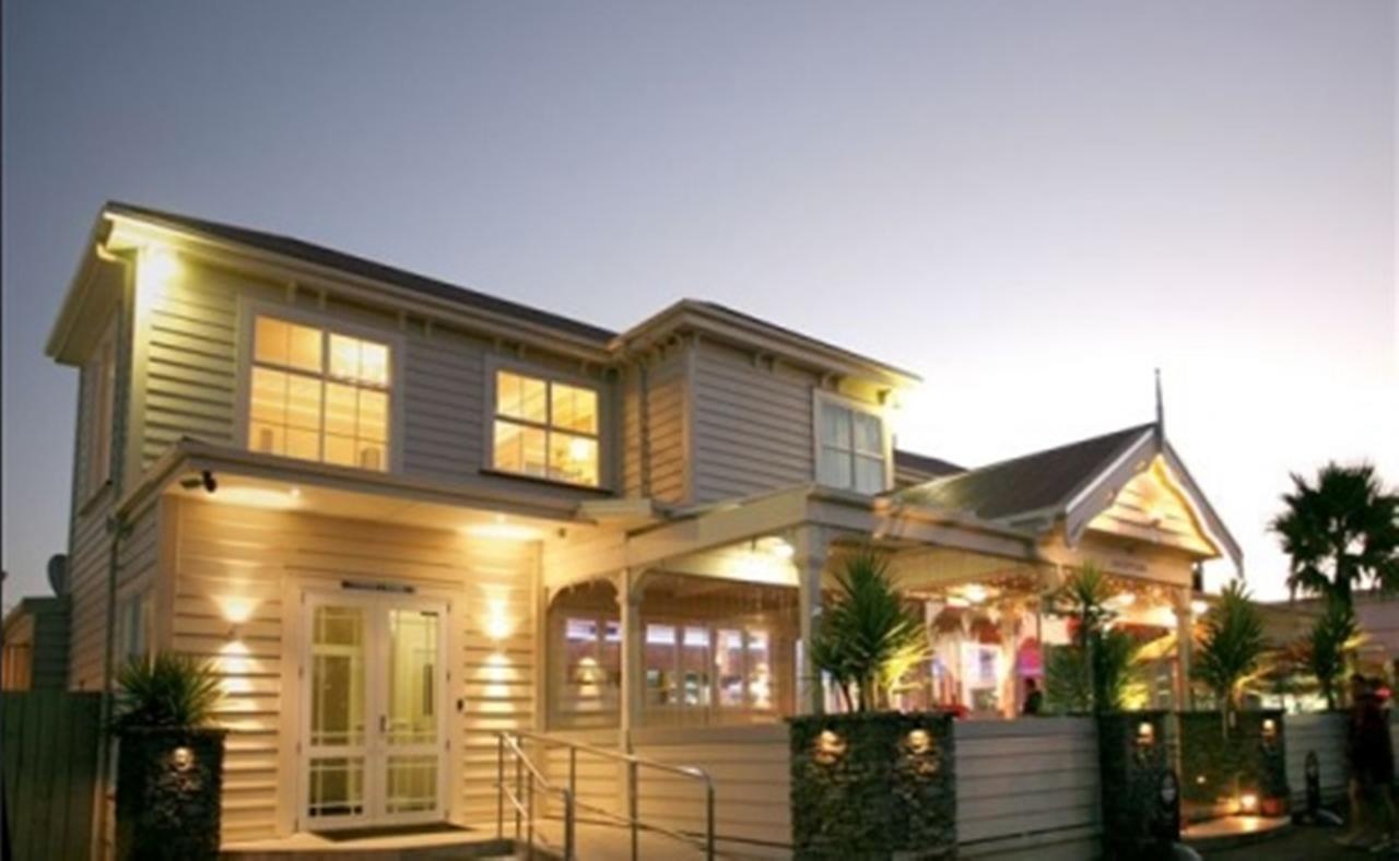 Tuakau Hotel Eksteriør billede